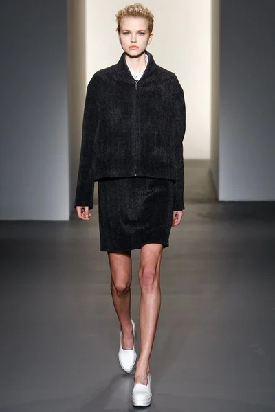 Look 2